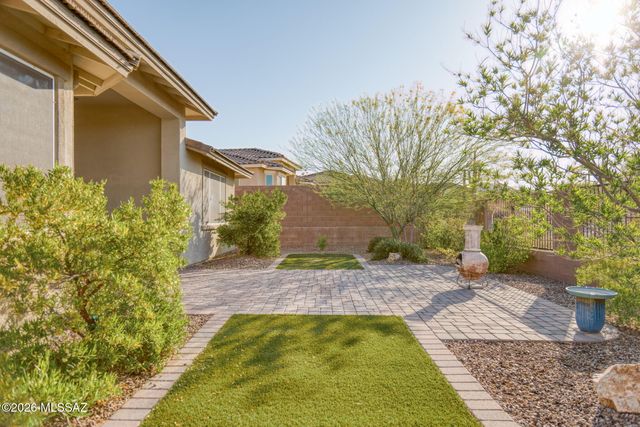 7235 W Secret Bluff Pass, Marana, AZ 85658