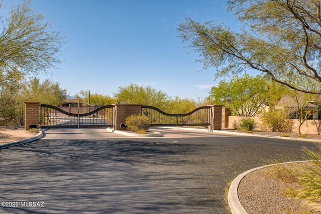 7235 W Secret Bluff Pass, Marana, AZ 85658