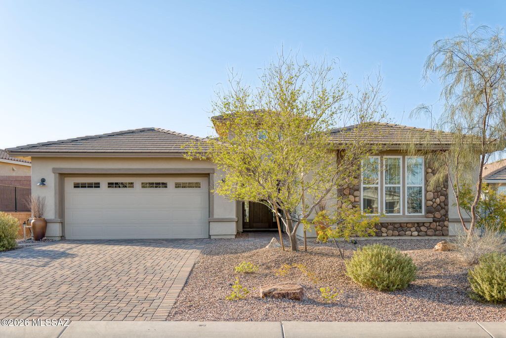 7235 W Secret Bluff Pass, Marana, AZ 85658
