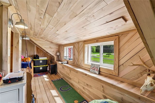 2017 Eastbrook Road, Hickory Twp, PA 16101