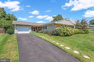 12740 HOLIDAY LN, Bowie, MD 20716