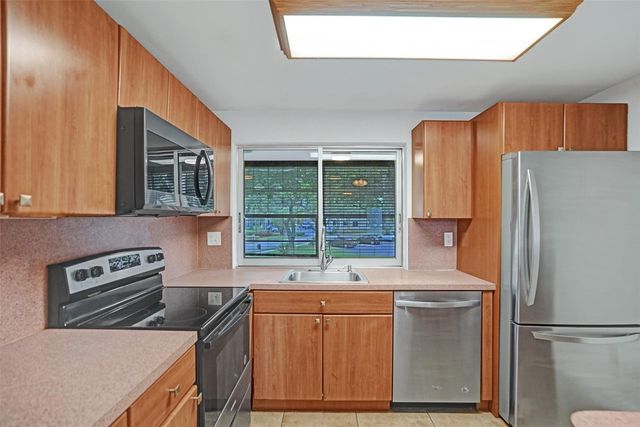 9351 Lime Bay Boulevard 201, Tamarac, FL 33321