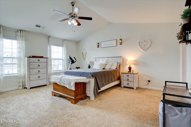 1242 Bill Wallace Drive, Friendsville, TN 37737