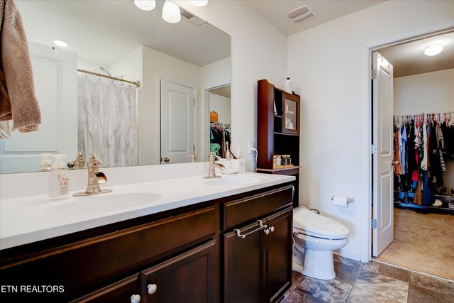 1242 Bill Wallace Drive, Friendsville, TN 37737