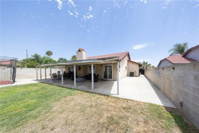 8934 Sultana, Fontana, CA 92335