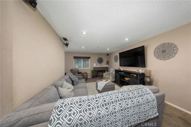 8934 Sultana, Fontana, CA 92335