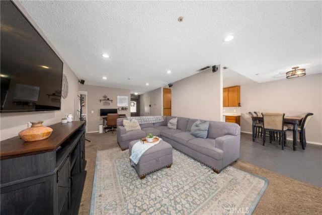 8934 Sultana, Fontana, CA 92335