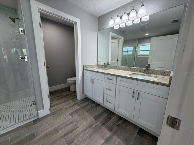 11734 ORANGE COURT, Dade City, FL 33525