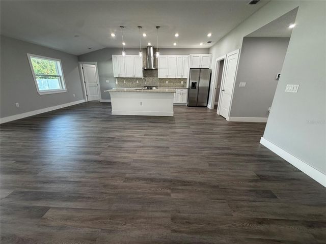 11734 ORANGE COURT, Dade City, FL 33525