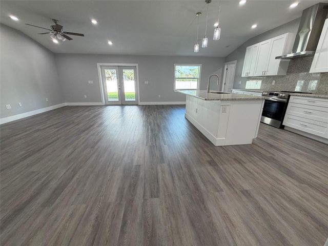 11734 ORANGE COURT, Dade City, FL 33525