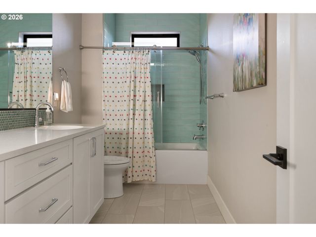 14014 Nw 57TH Ave, Vancouver, WA 98685