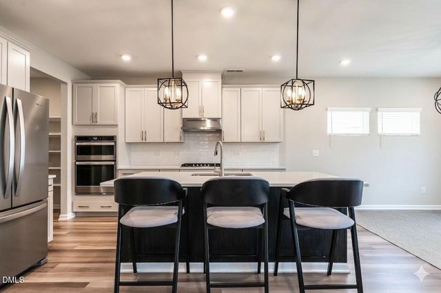 725 Sage Oak Lane, Holly Springs, NC 27540