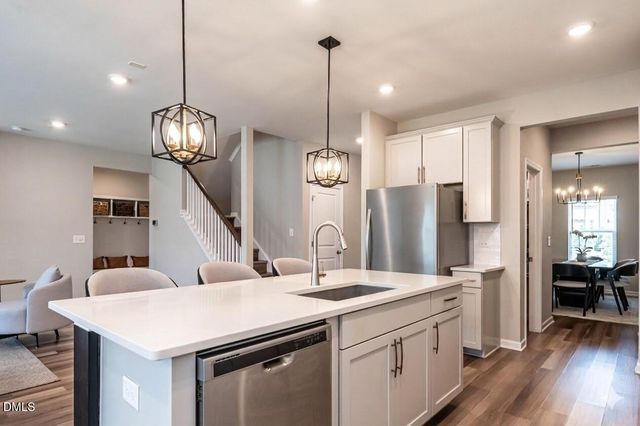 725 Sage Oak Lane, Holly Springs, NC 27540