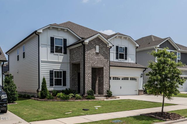 725 Sage Oak Lane, Holly Springs, NC 27540