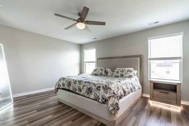 725 Sage Oak Lane, Holly Springs, NC 27540