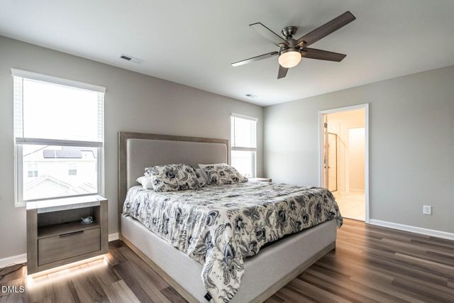 725 Sage Oak Lane, Holly Springs, NC 27540