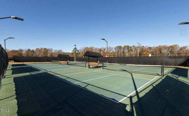 725 Sage Oak Lane, Holly Springs, NC 27540