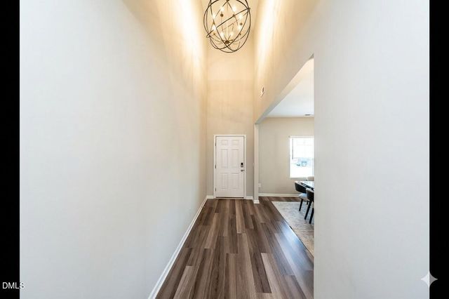 725 Sage Oak Lane, Holly Springs, NC 27540