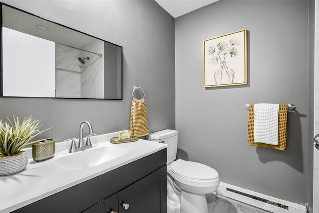 8543 Kingston Drive, Franklin, OH 45005