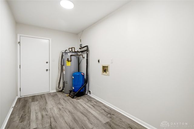 8543 Kingston Drive, Franklin, OH 45005