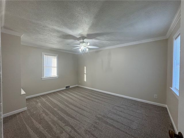 55 Race St, Uniontown, PA 15401