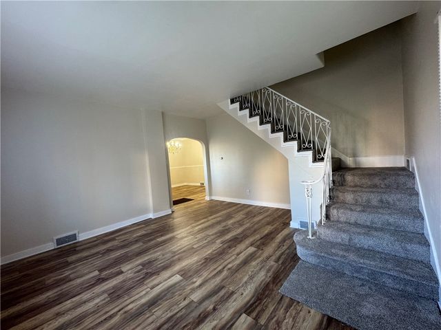 55 Race St, Uniontown, PA 15401