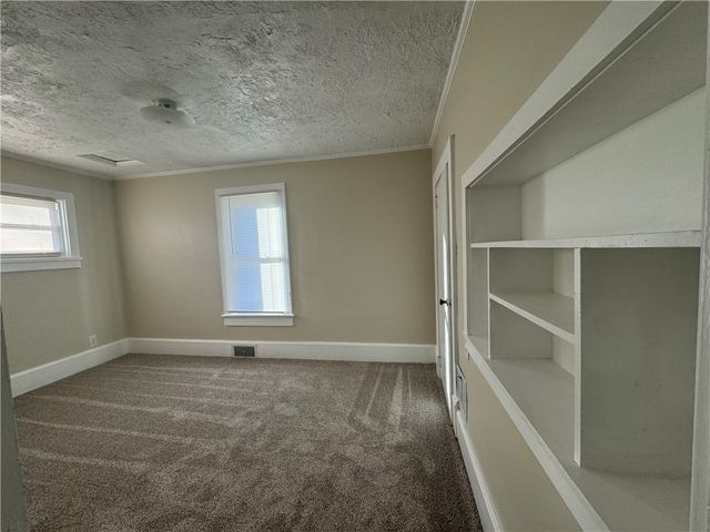 55 Race St, Uniontown, PA 15401