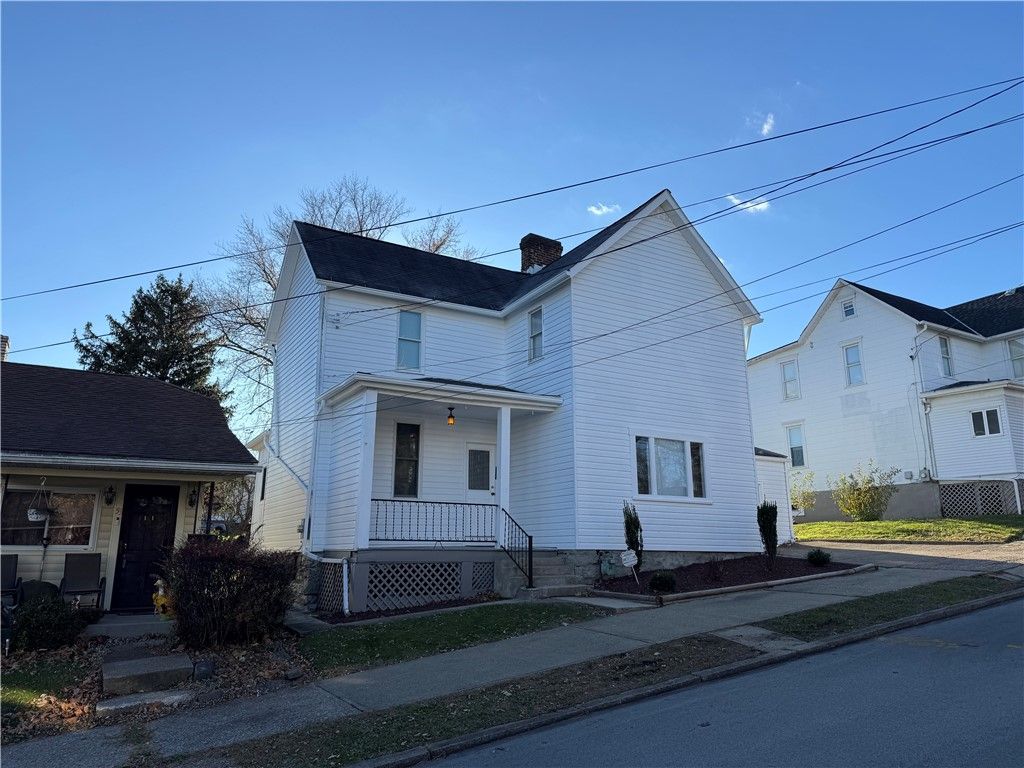 55 Race St, Uniontown, PA 15401