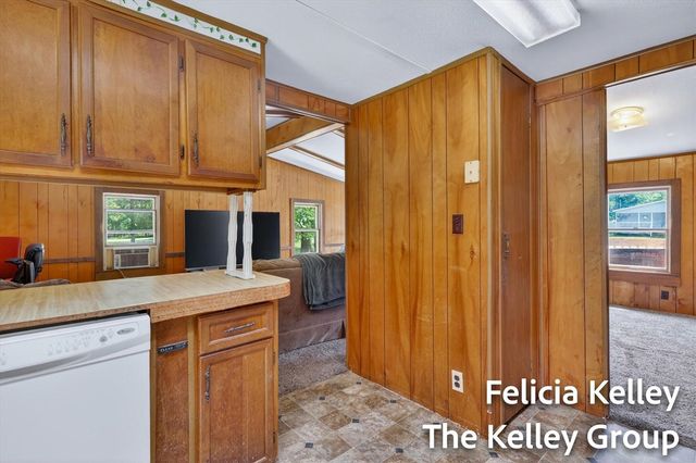 17158 Seneca Court, Howard City, MI 49329