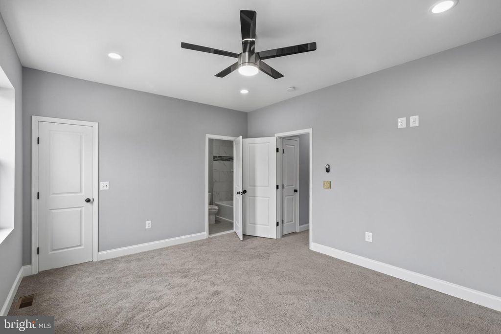 Image 25 of property listing at 2918 ALLENDALE RD, Baltimore, MD 21216