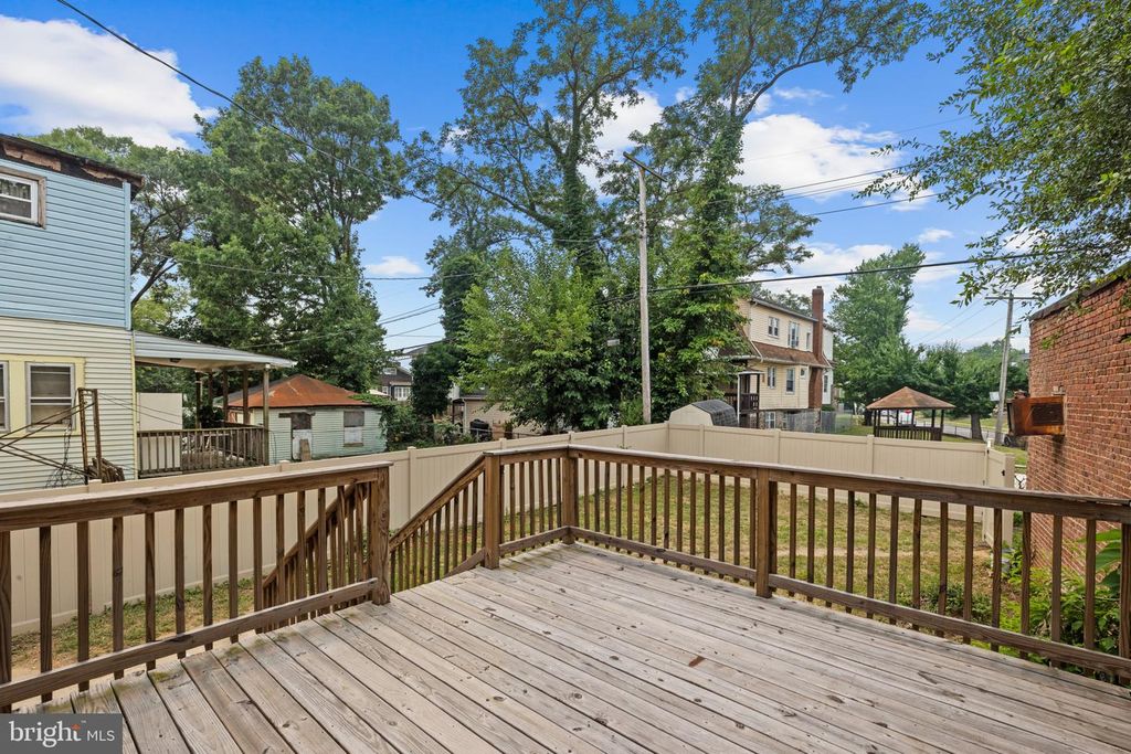 Image 36 of property listing at 2918 ALLENDALE RD, Baltimore, MD 21216