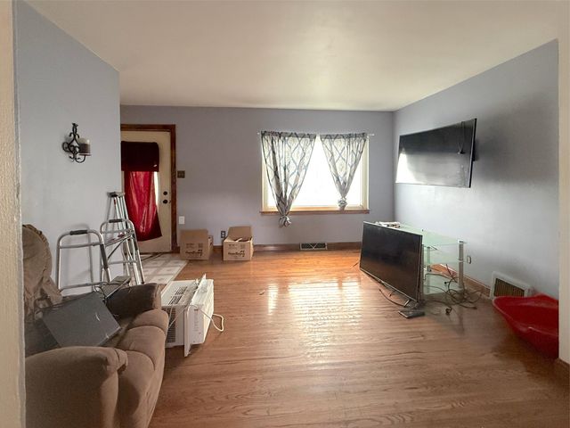 5609 Baring Avenue, East Chicago, IN 46312