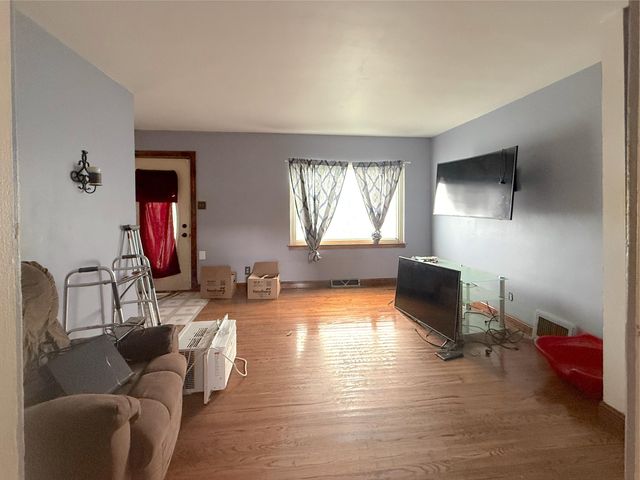 5609 Baring Avenue, East Chicago, IN 46312