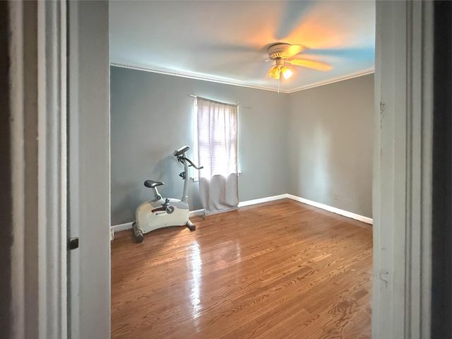 5609 Baring Avenue, East Chicago, IN 46312