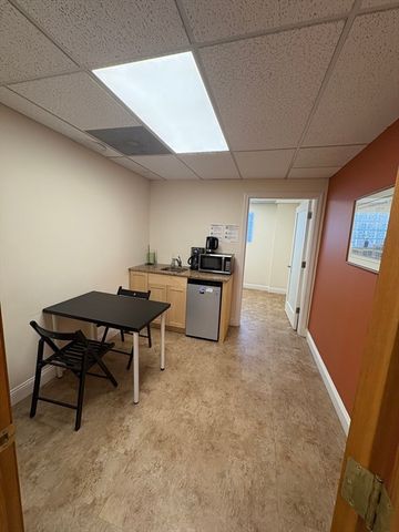 47 Third St 201, Cambridge, MA 02141