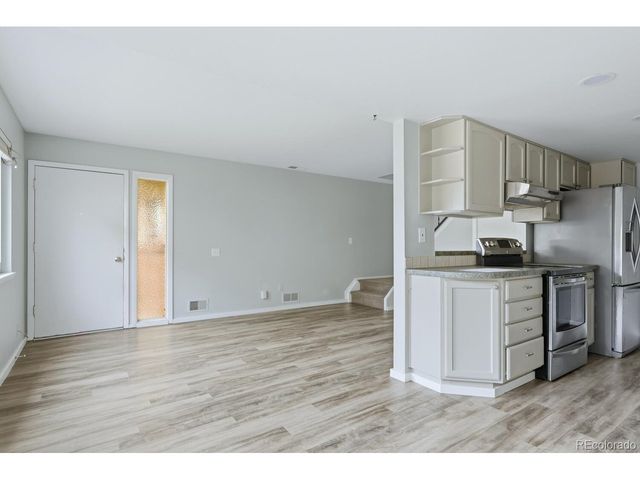 3354 S Flower St 4-14, Lakewood, CO 80227