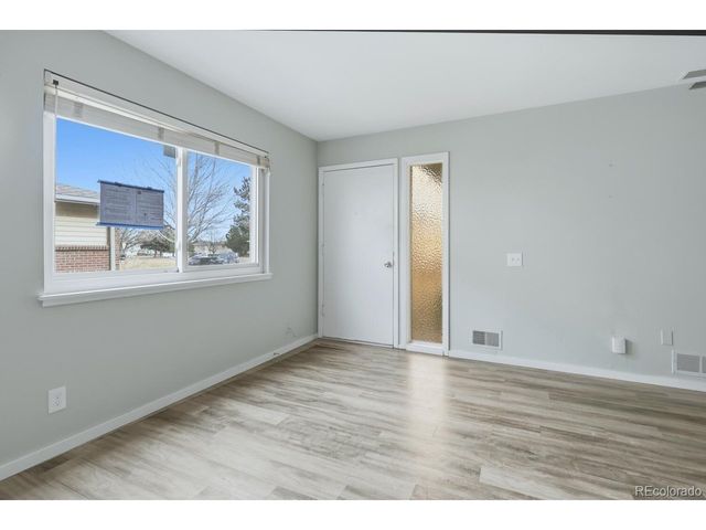 3354 S Flower St 4-14, Lakewood, CO 80227