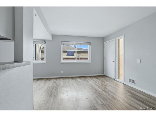 3354 S Flower St 4-14, Lakewood, CO 80227