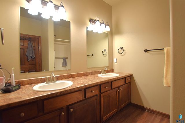 7105 S Bridger Pl Place, Sioux Falls, SD 57108