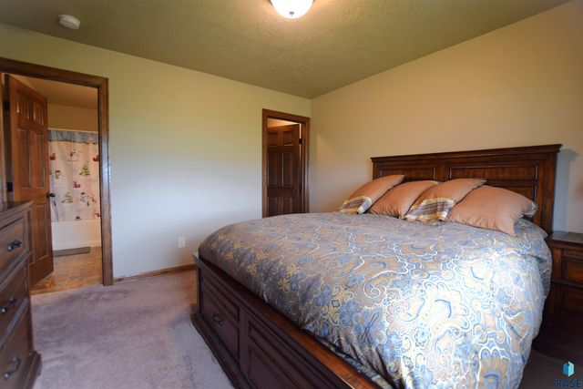 7105 S Bridger Pl Place, Sioux Falls, SD 57108