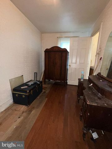 2215 W SEYBERT ST, Philadelphia, PA 19121