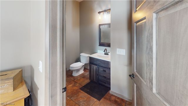 49497 Great Lake Road, St Clairsville, OH 43950