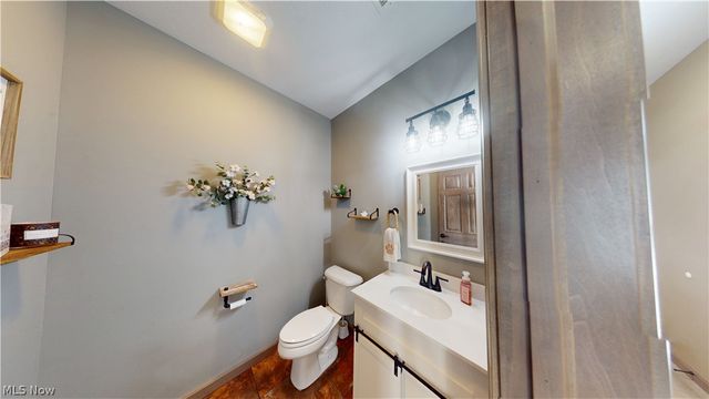 49497 Great Lake Road, St Clairsville, OH 43950