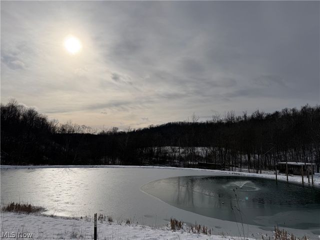 49497 Great Lake Road, St Clairsville, OH 43950