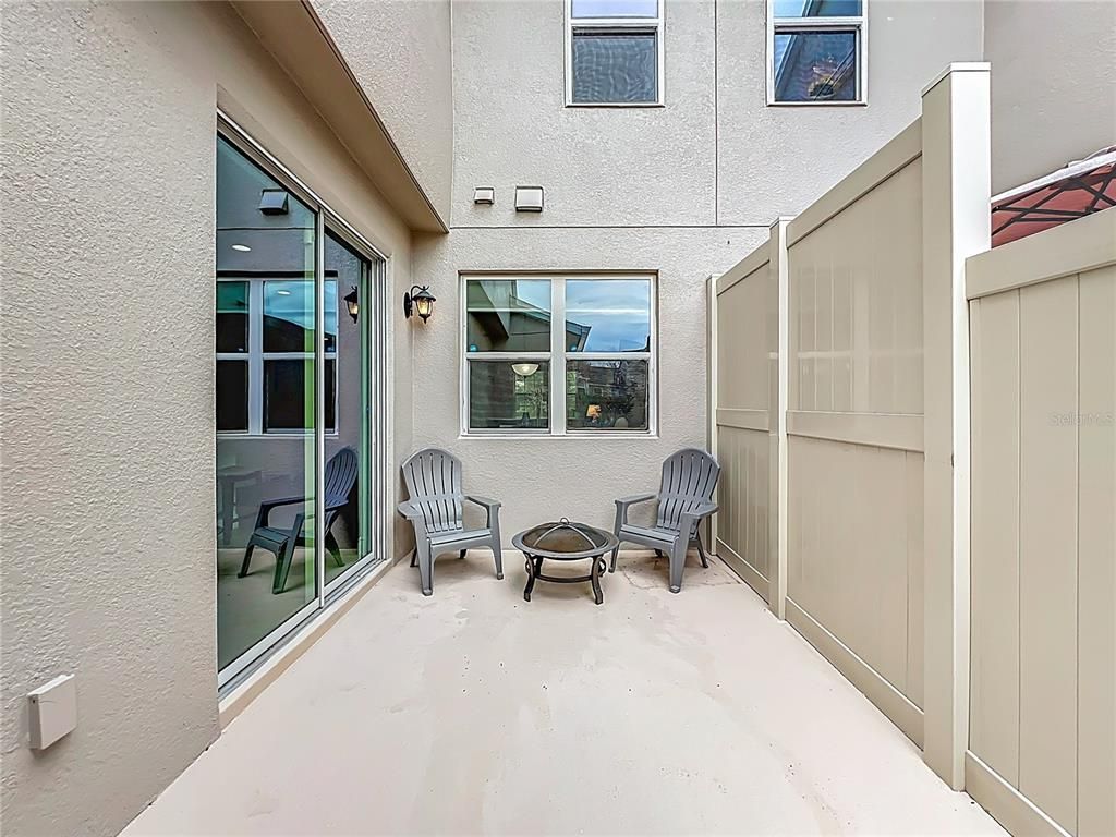 Image 13 of property listing at 13742 BECKMAN DRIVE, Windermere, FL 34786