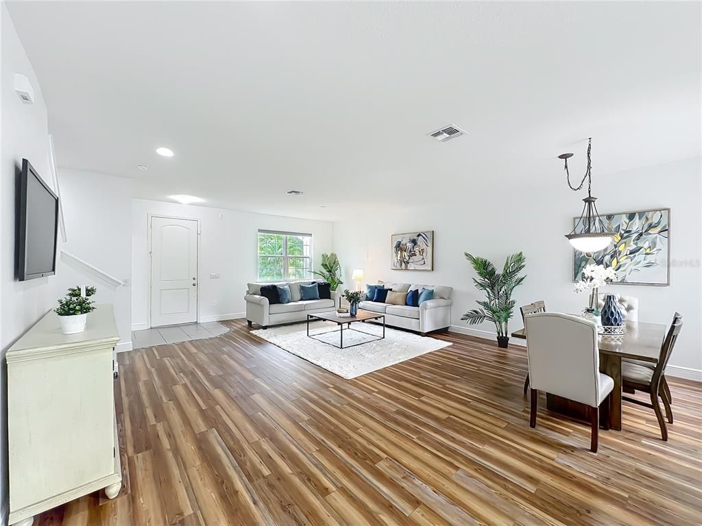 Image 16 of property listing at 13742 BECKMAN DRIVE, Windermere, FL 34786