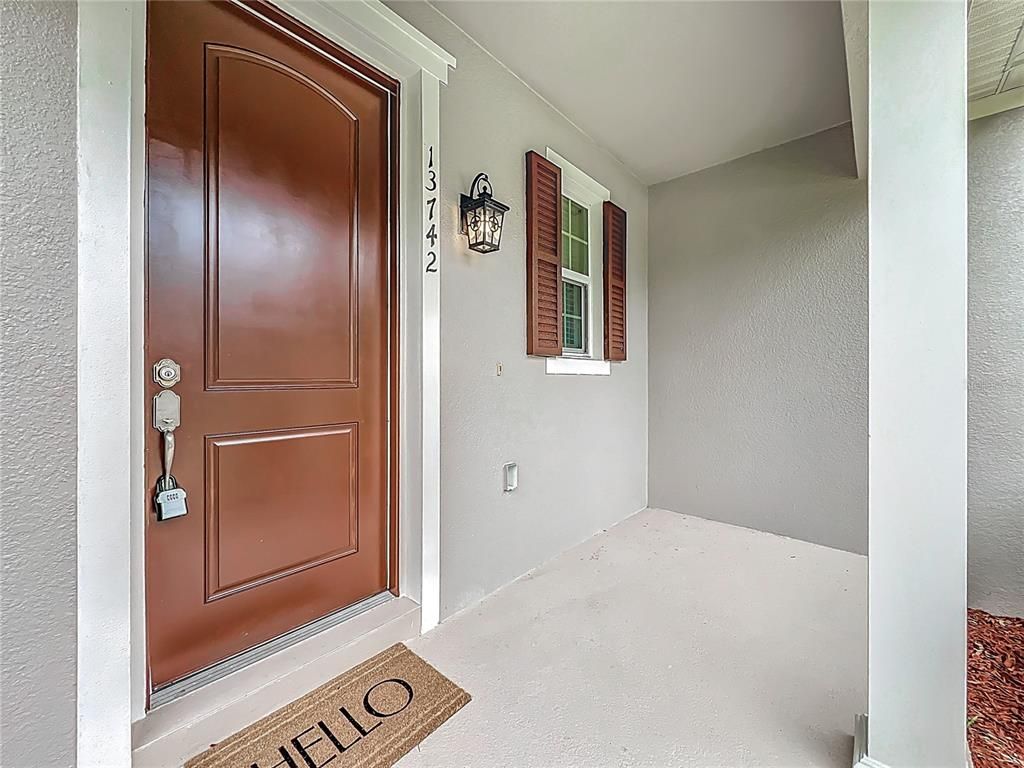 Image 2 of property listing at 13742 BECKMAN DRIVE, Windermere, FL 34786