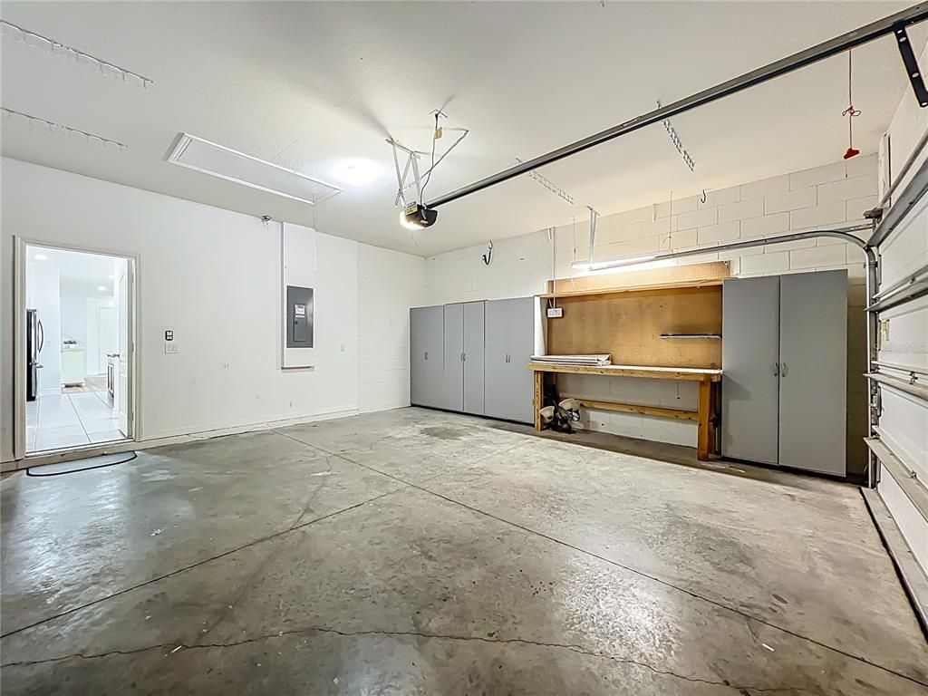 Image 35 of property listing at 13742 BECKMAN DRIVE, Windermere, FL 34786