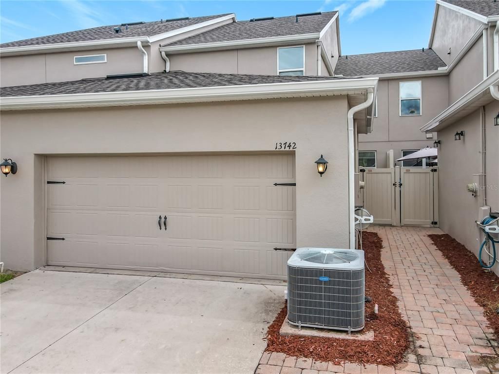 Image 37 of property listing at 13742 BECKMAN DRIVE, Windermere, FL 34786
