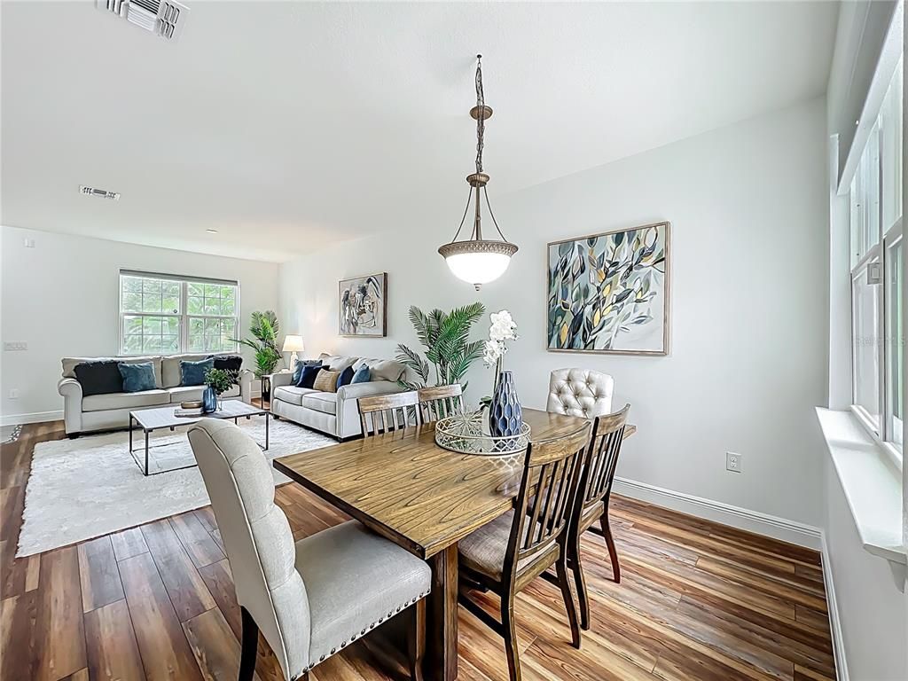 Image 6 of property listing at 13742 BECKMAN DRIVE, Windermere, FL 34786